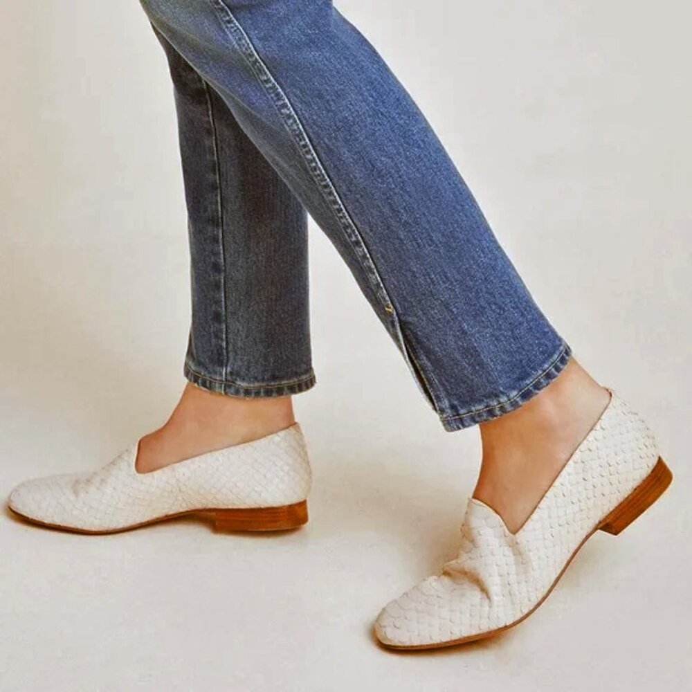 A/Anthropologie Cream Embossed Leather Flat Loafers